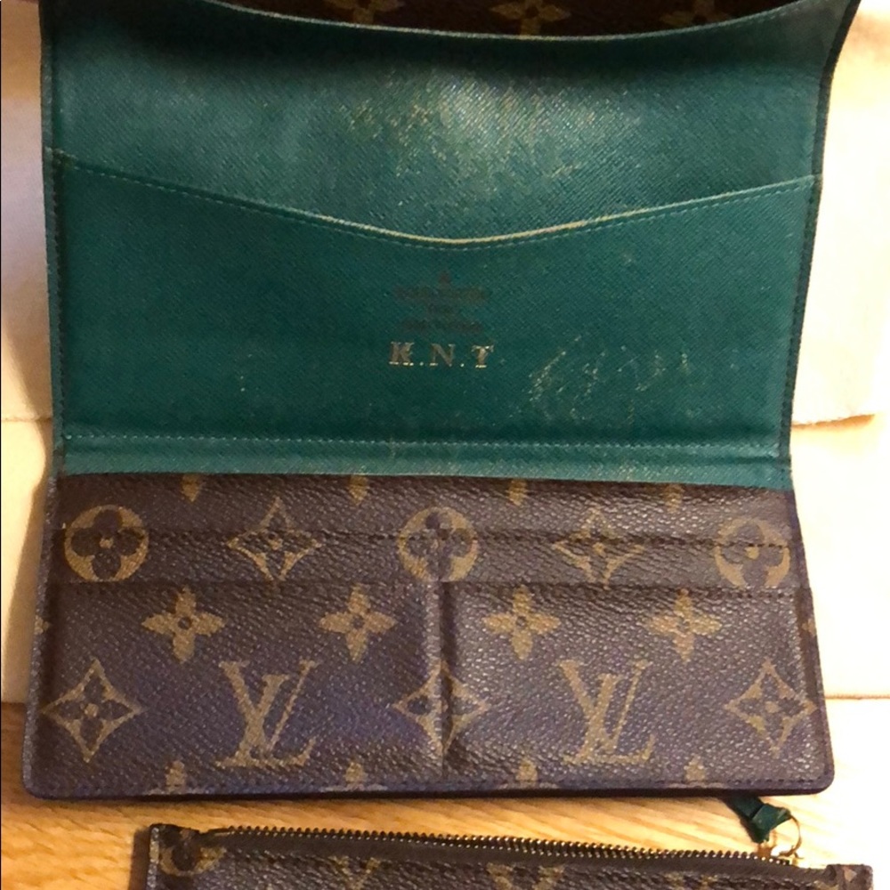 ⛔️KEEP⛔️Authentic Louis Vuitton JOSEPHINE wallet - Picture 4 of 8